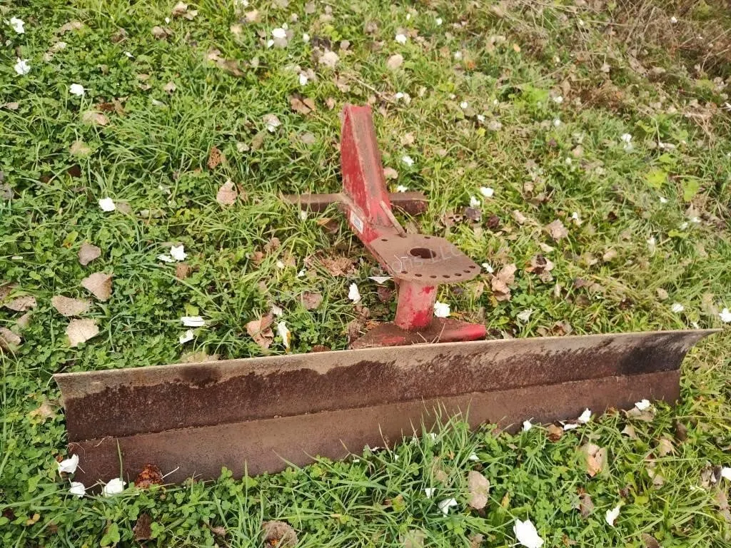 7' 3 pt plow