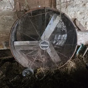 Lakewood barn fan 44"