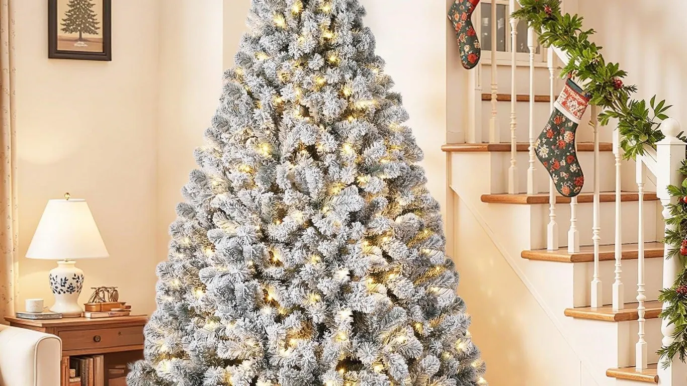 Idealhouse 6ft Pre-Lit Snowy Christmas Tree