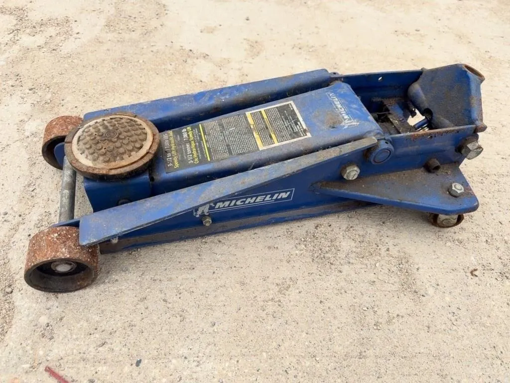 Michelin 3-1 2 Ton Hydraulic Floor Jack