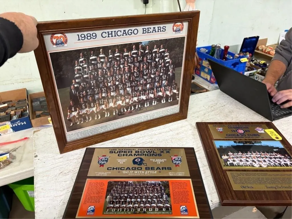 Chicago Bears & Cubs Plaques