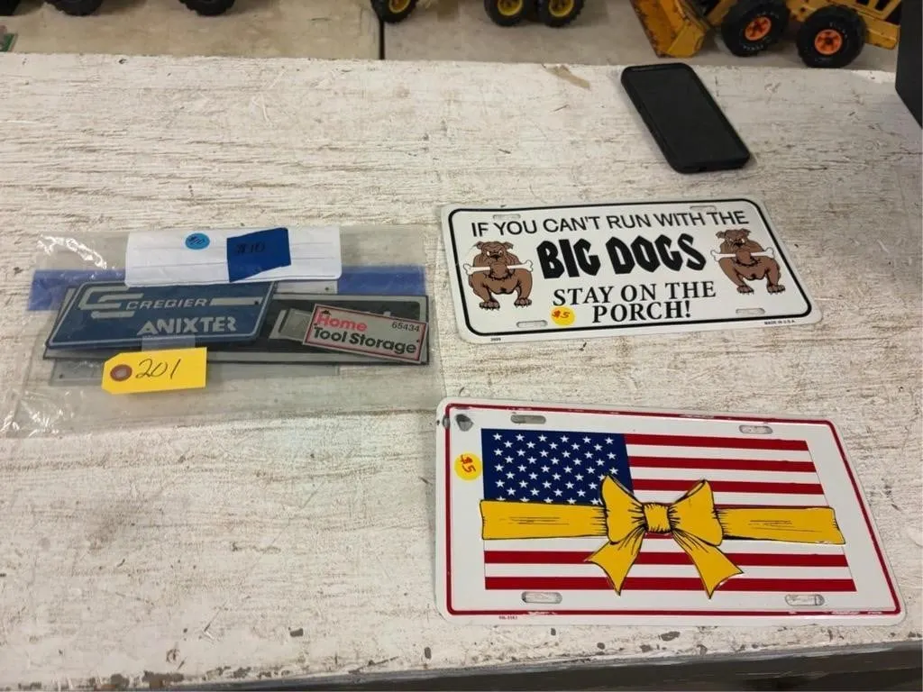 License Plate D�cor & other