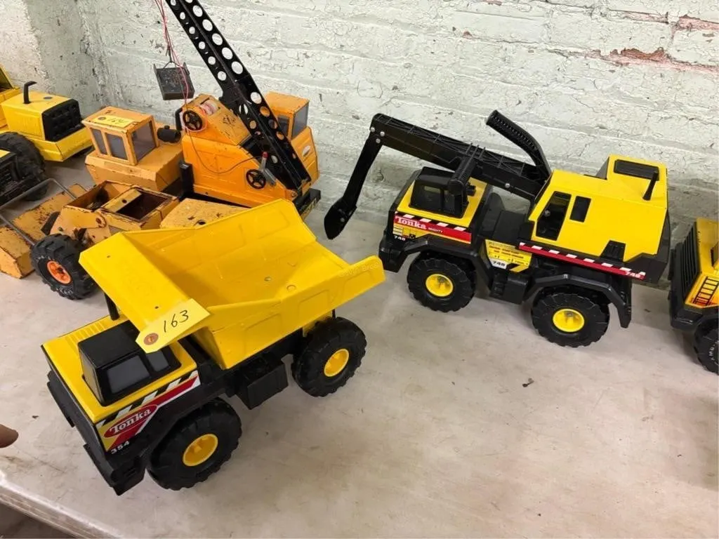 Tonka Dump Truck & Crane