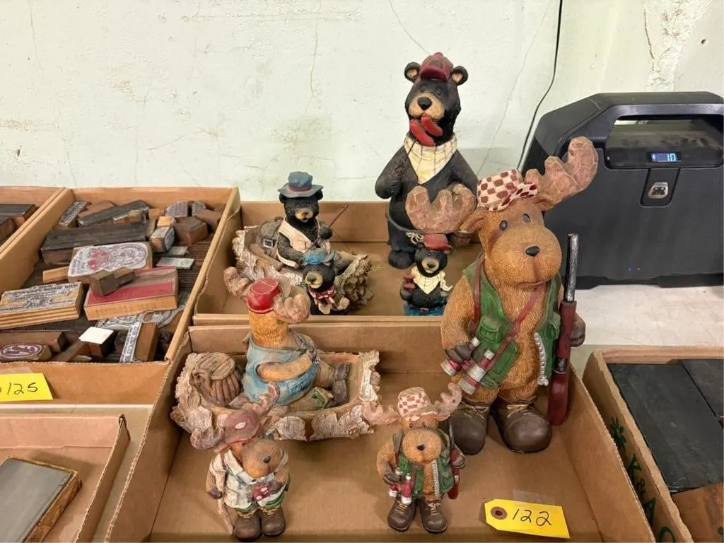 Moose & Bear Cabin D�cor