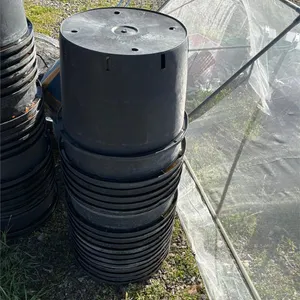 18 10 Gallon Pots