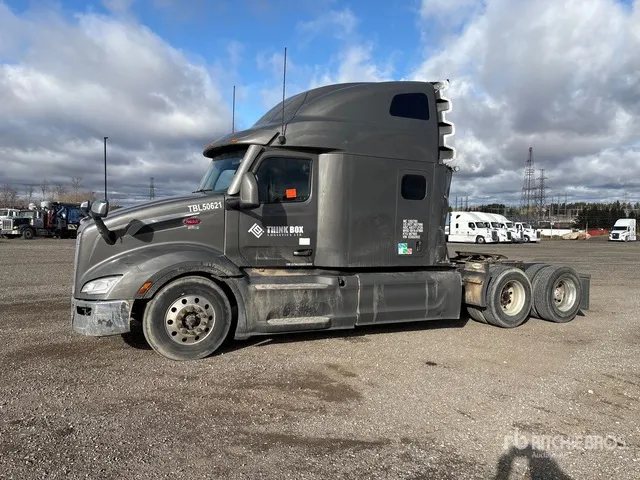 2023 Peterbilt 579 6x4 T/A Sleeper Truck Tractor