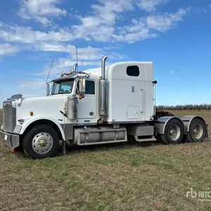 2000 Freightliner FLD 120 T/A Sleeper Truck Tractor