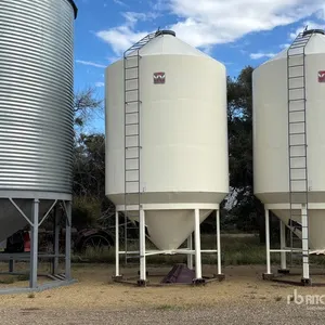 Wheatland 1212E +/- 34 ton Smooth Wall Hopper Grain Bin