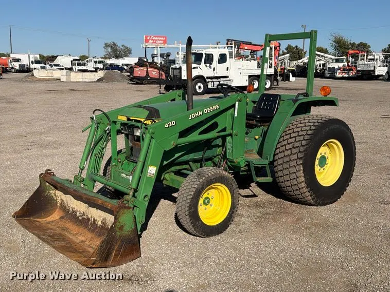1991 John Deere 1070 tractor