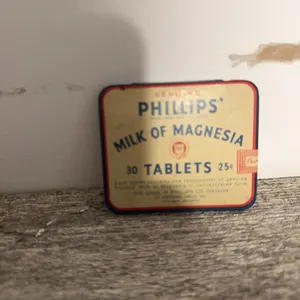 Phillips Milk of Magnesia 30 Tablets Tin With Partial Original Seal