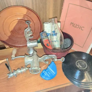 Manual Grinders, Vintage Records, “First Aider” Bottle, and More