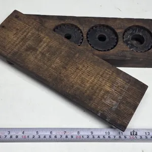 Antique Pipe Treading w/ Box