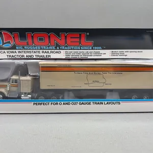 Iowa Interstate Railroad Tractor Trailer, Lionel, 12”