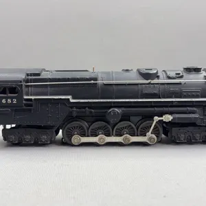 Lionel 682 Train Engine, 10”