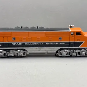 Train Collectors Association 40 Lionel Train Engine, 1’