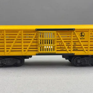 Lionel 6656 Boxcar, 8 1/2”