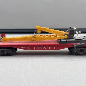 Lionel 6660 Flatcar, 9”