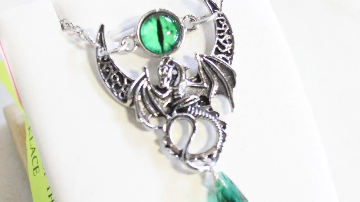 NEW EYE OF THE DRAGON NECKLACE