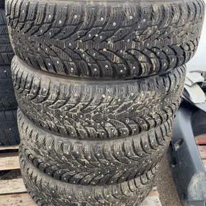4 Nokian Hakkapeliitta 9 SUV 225/60R18 Studded Winter Tires on Steel Rims