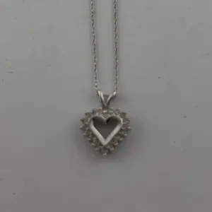 10K Gold Diamond Heart Pendant Necklace
