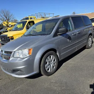 (#25-10-0145-V) 2015 Dodge Grand Caravan SE Minivan