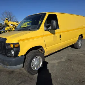 (#26-10-0505-V) 2011 Ford E-350 Extended Cargo Van