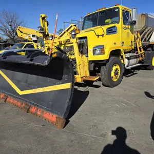 (#25-10-1114-V) (#25-10-1112-E) (#25-10-1055-E) (#25-10-0856-E) 2015 Western Star 4700SF Dump Truck with Plow, Wing and Spreader
