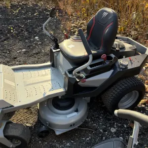 Murray Cruz Zero-Turn Mower