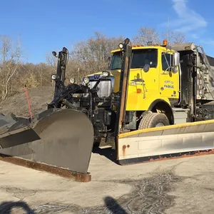 2016 Western Star 4800 SB Dump Truck & Plows