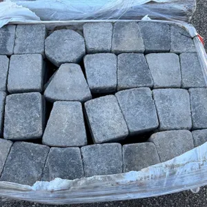 Approx. (252) Lamont Circle Pavers