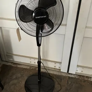 16" Hampton Bay Oscillating Fan