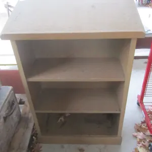 3-Tier Podium Bookshelf
