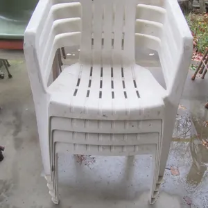 Set Of (4) Plastic Lawn Chairs