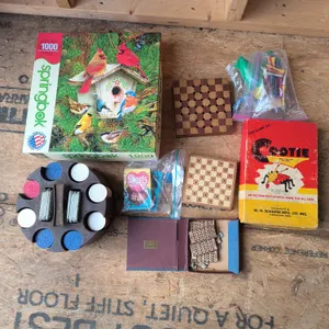 Game Lot: Vintage Schaper Cootie, Springbok Puzzle, Retro Chess/Pegs, Revolving Poker Chip Caddy & M