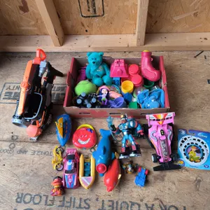 Vintage Toys: Tonka Helicopter, Peter Pan 3D Reels, Cars & More