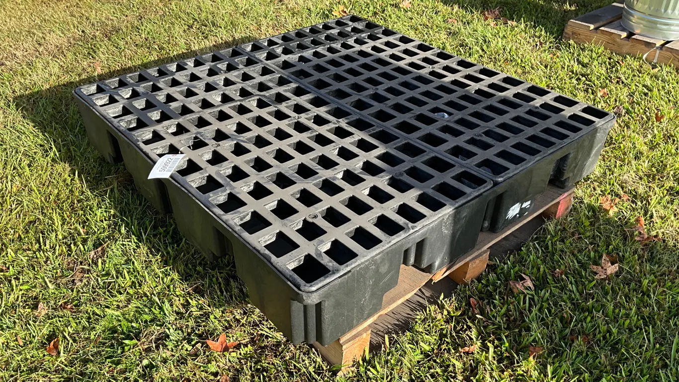 CONDOR PLASTIC PALLET