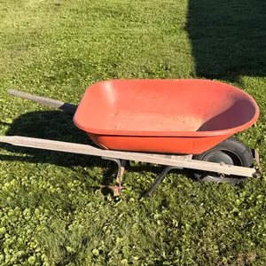 FIBERGLASS WHEELBARROW