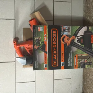 BLACK & DECKER CORDED LEAF BLOWER