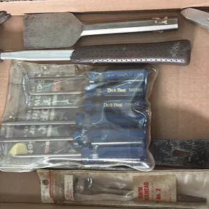TOOLS: SCREWDRIVERS, FLAT BAR, HAMMER AND MORE