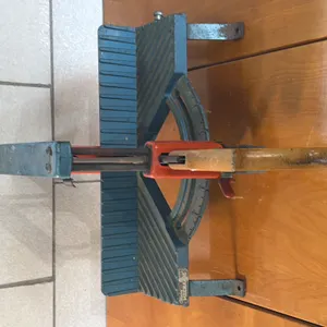 VINTAGE MASTER MECHANIC MITER BOX SAW/GUIDE