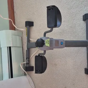 COMPACT PEDAL EXERCISER
