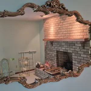 ORNATE GOLD FRAME MIRROR