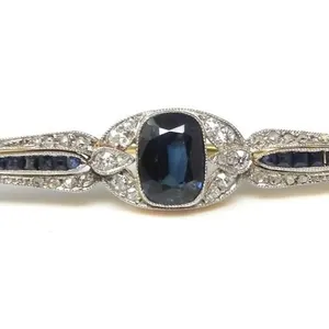 PLATINUM, GOLD & BLUE SAPPHIRE BROOCH 4.51g $7000