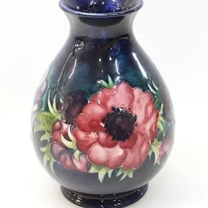 MOORCROFT "ANEMONE" VASE