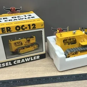Cast 1:16 Oliver Model 0C-12 Crawler. 2006 Show