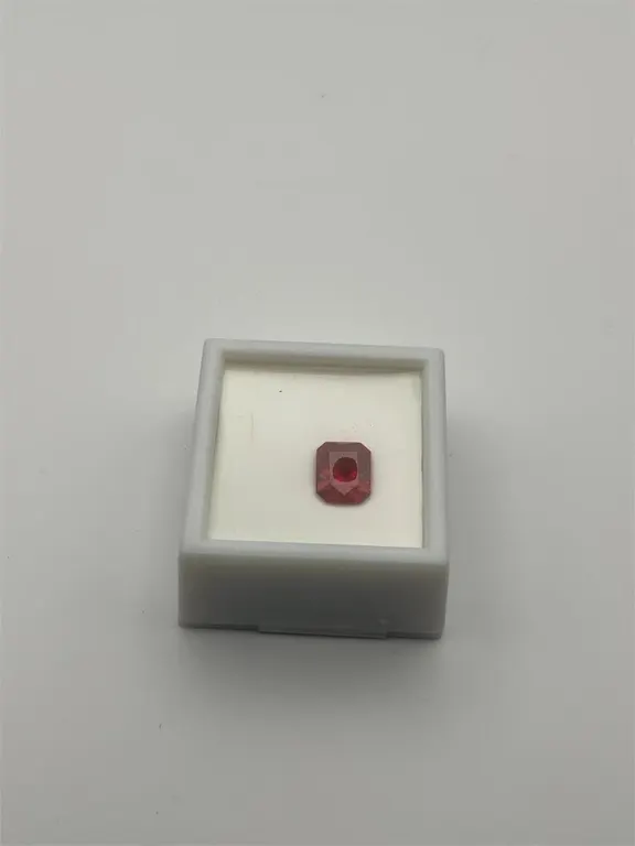 Lab Created Ruby Cardinal Gemstone 3.50ct...