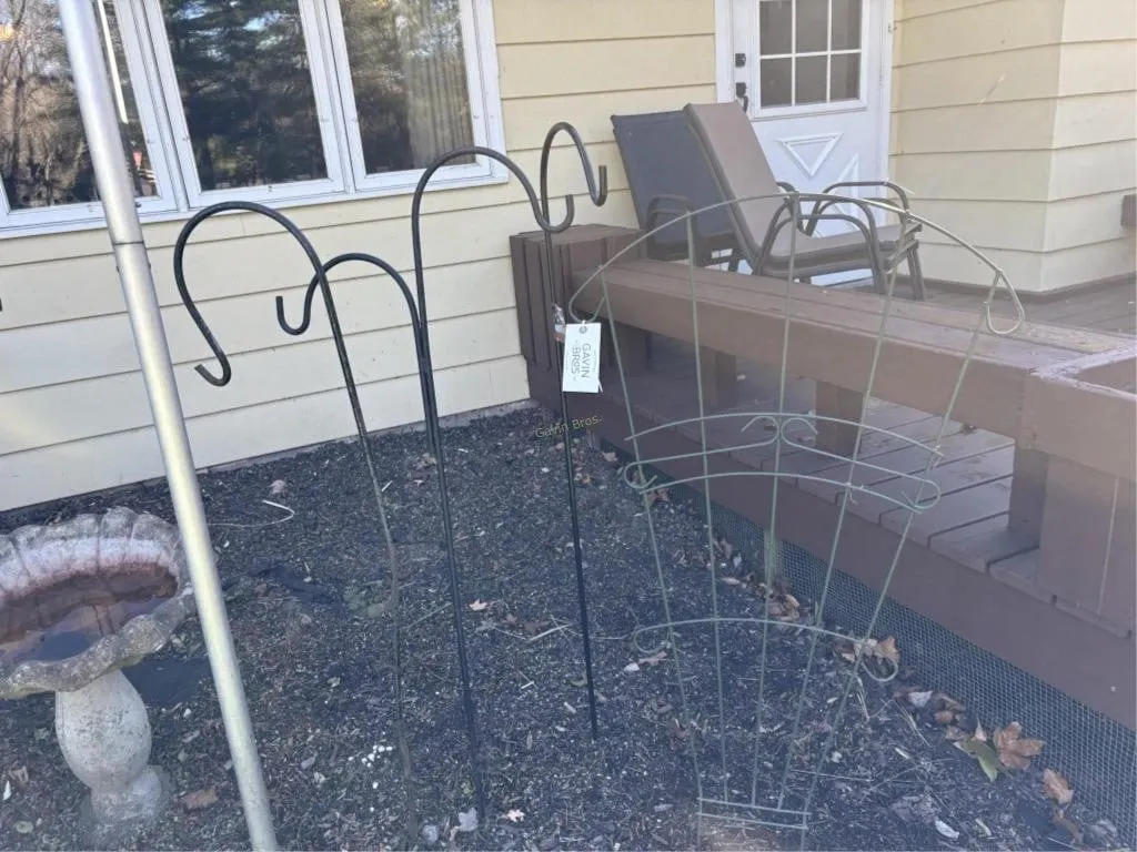 Shephard Hooks & Vine Hanger