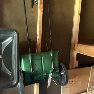 Lawn Spreader