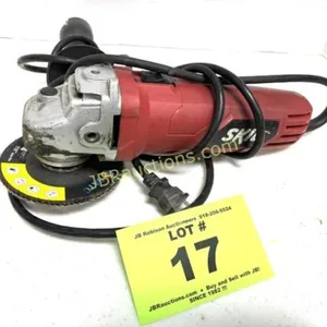 SKIL 4.5"  ANGLE GRINDER MFG BY BOSCH TOOL CORP