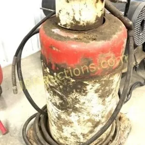 HIGH PRESSURE PUMPING SYSTEM